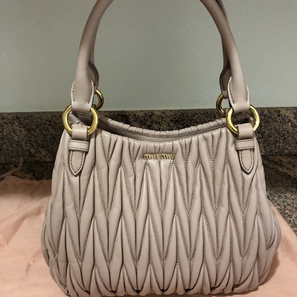 Miu Miu Matelasse handbag and matching wallet new - Picture 2 of 8